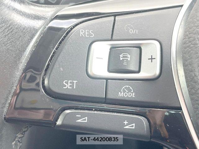 VolksWagen GOLF VARIANT 2014-03 8528216-7