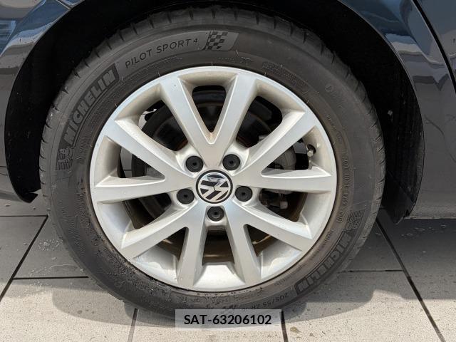 VolksWagen GOLF VARIANT 2012-07 8528217-18
