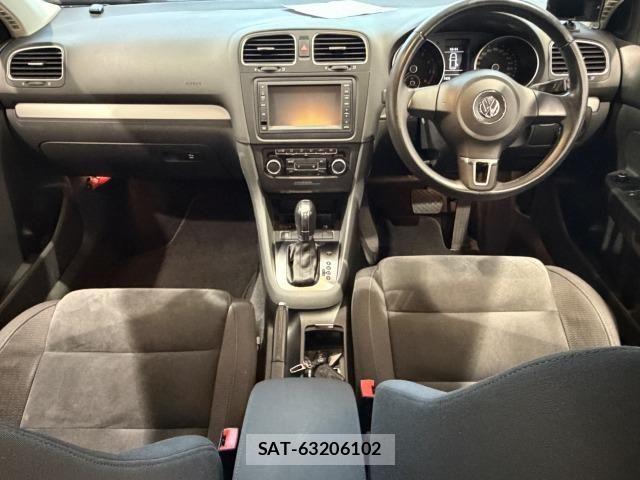 VolksWagen GOLF VARIANT 2012-07 8528217-1