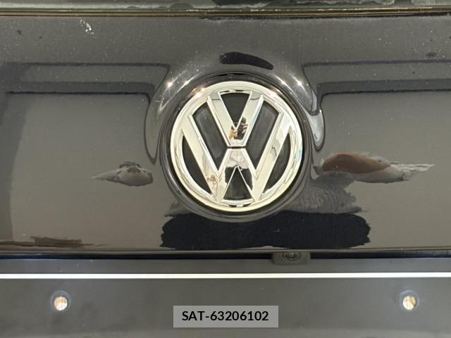 VolksWagen GOLF VARIANT 2012-07 8528217-23