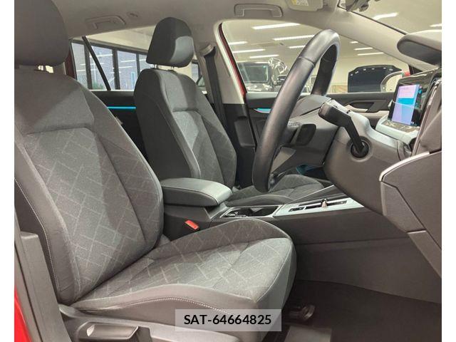 VolksWagen GOLF VARIANT 2023-01 8528214-15