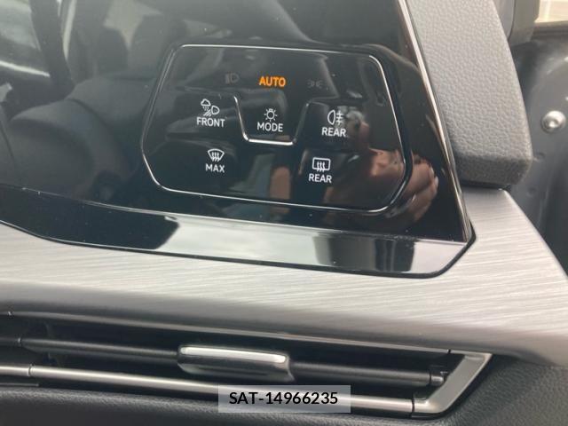 VolksWagen GOLF VARIANT 2023-03 8564096-18