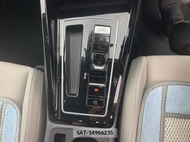 VolksWagen GOLF VARIANT 2023-03 8564096-19