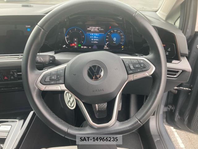 VolksWagen GOLF VARIANT 2023-03 8564096-20