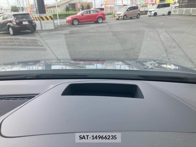 VolksWagen GOLF VARIANT 2023-03 8564096-25