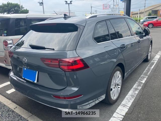 VolksWagen GOLF VARIANT 2023-03 8564096-2