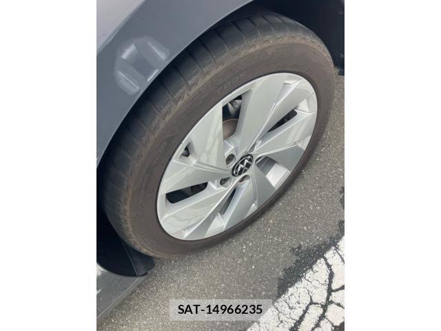 VolksWagen GOLF VARIANT 2023-03 8564096-6