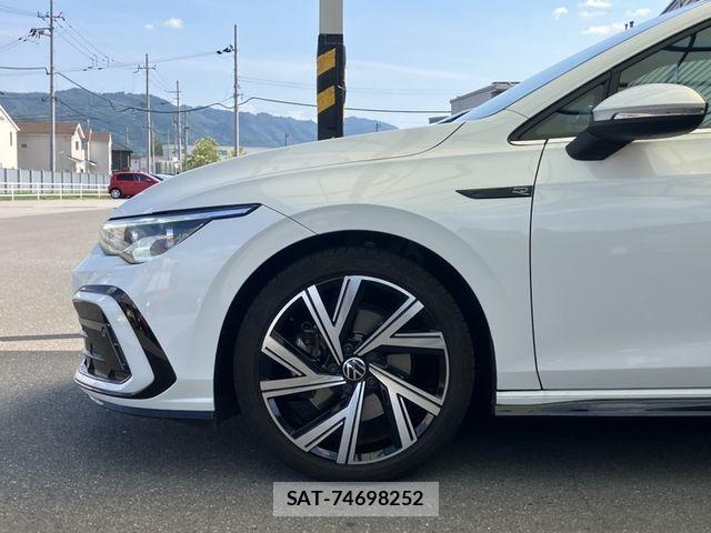 VolksWagen GOLF VARIANT 2024-02 8564094-5