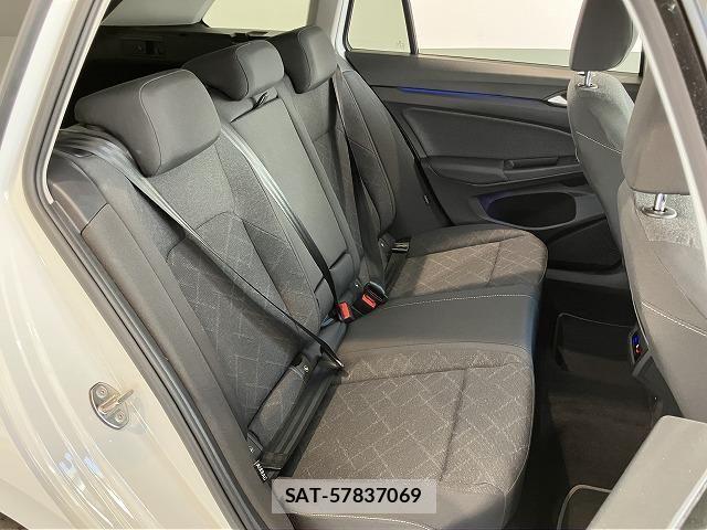 VolksWagen GOLF VARIANT 2023-09 8629752-11