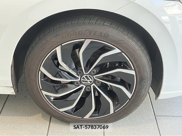 VolksWagen GOLF VARIANT 2023-09 8629752-19