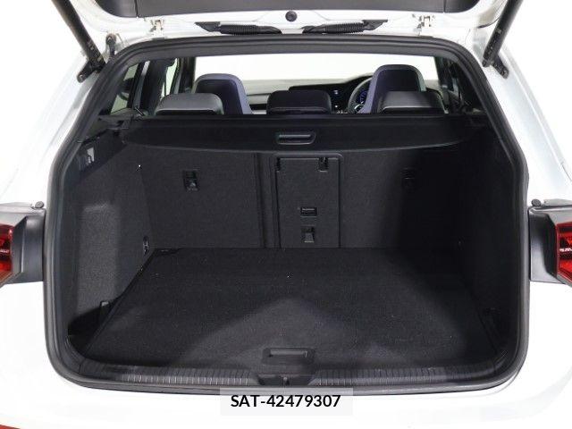 VolksWagen GOLF VARIANT 2022-08 8667143-9