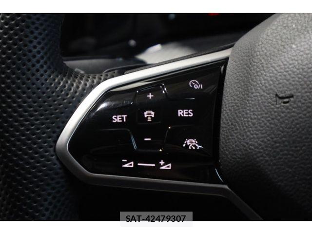 VolksWagen GOLF VARIANT 2022-08 8667143-21