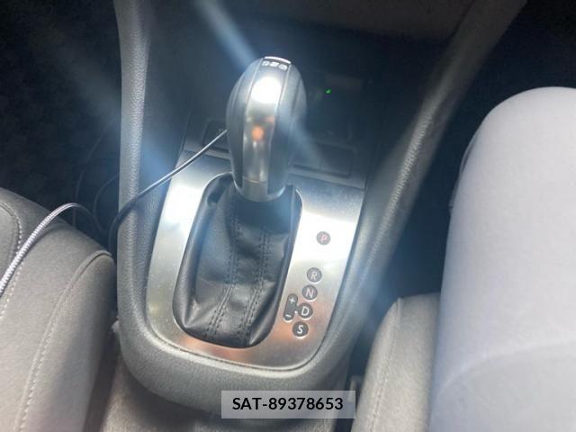 VolksWagen GOLF VARIANT 2011-11 8662412-20