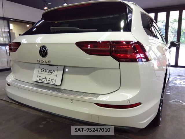 VolksWagen GOLF VARIANT 2024-08 8662409-5