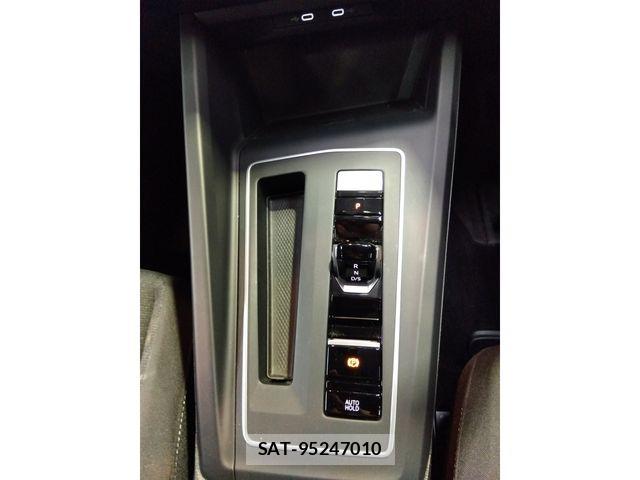 VolksWagen GOLF VARIANT 2024-08 8662409-8