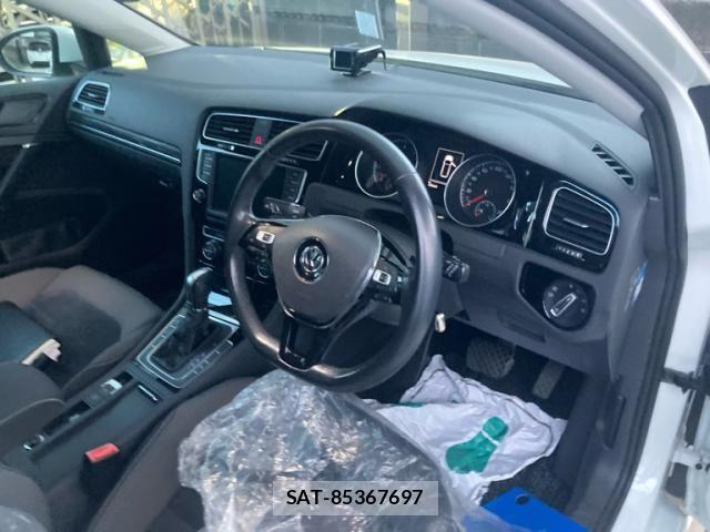 VolksWagen GOLF VARIANT 2014-03 8667147-4