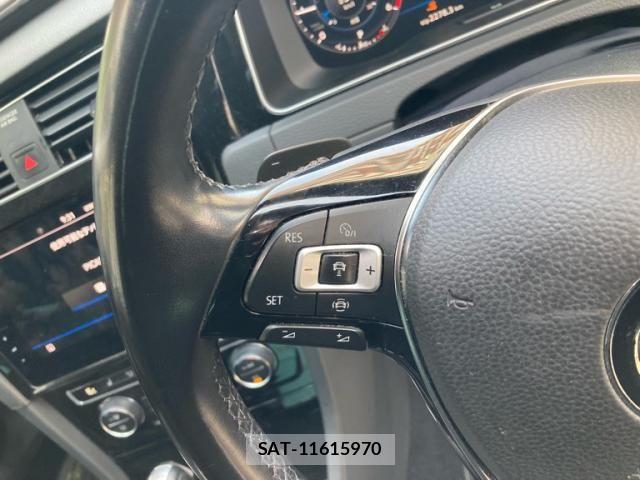 VolksWagen GOLF VARIANT 2019-08 8667146-13