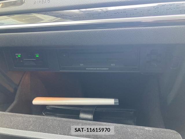VolksWagen GOLF VARIANT 2019-08 8667146-22