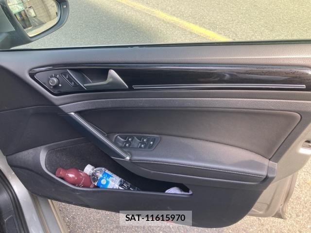 VolksWagen GOLF VARIANT 2019-08 8667146-23