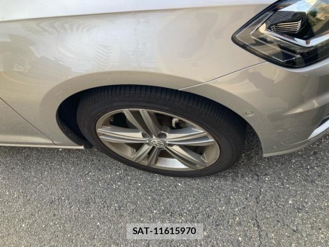 VolksWagen GOLF VARIANT 2019-08 8667146-2
