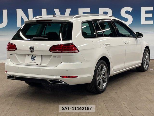 VolksWagen GOLF VARIANT 2019-08 8667144-17