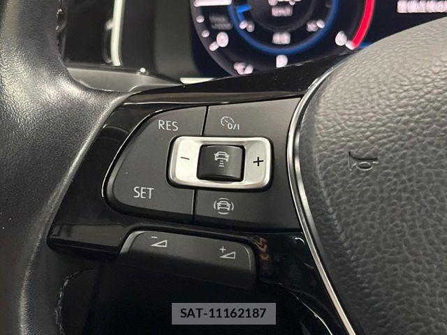 VolksWagen GOLF VARIANT 2019-08 8667144-6