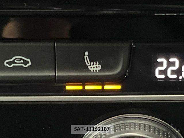 VolksWagen GOLF VARIANT 2019-08 8667144-7