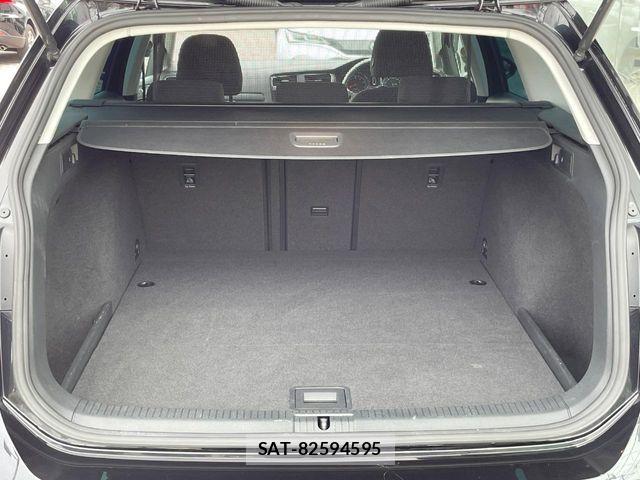 VolksWagen GOLF VARIANT 2017-10 8667145-17