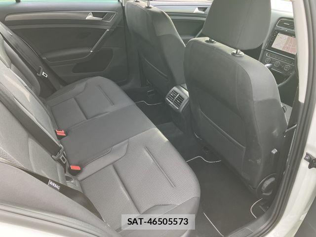 VolksWagen GOLF VARIANT 2019-07 8686930-12