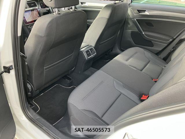VolksWagen GOLF VARIANT 2019-07 8686930-13
