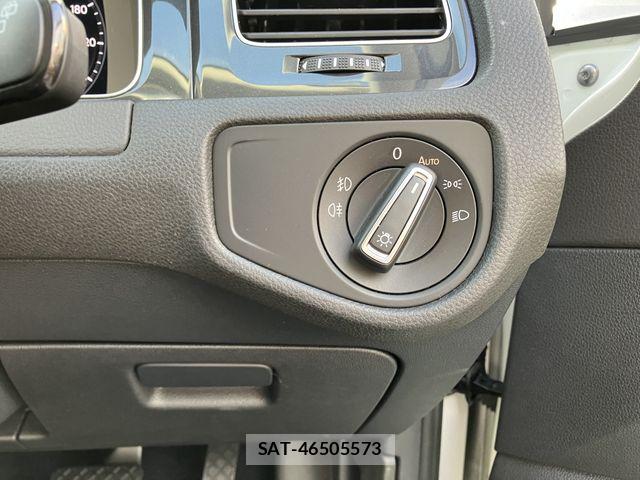 VolksWagen GOLF VARIANT 2019-07 8686930-23