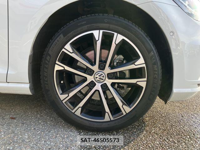 VolksWagen GOLF VARIANT 2019-07 8686930-26