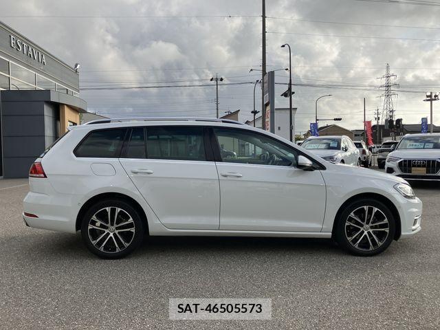 VolksWagen GOLF VARIANT 2019-07 8686930-5