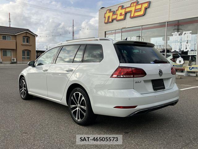 VolksWagen GOLF VARIANT 2019-07 8686930-7
