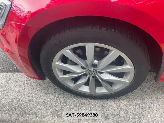 VolksWagen GOLF VARIANT 2019-01 8746858-10