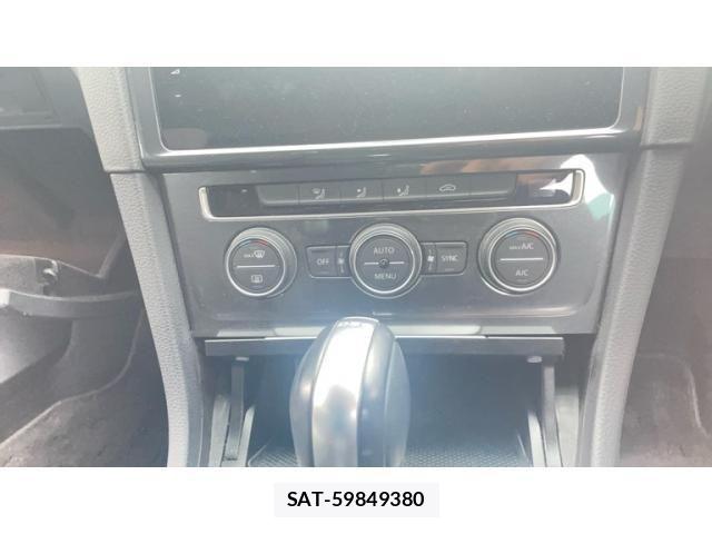 VolksWagen GOLF VARIANT 2019-01 8746858-20