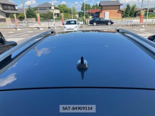 VolksWagen GOLF VARIANT 2018-04 8746857-4