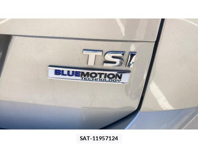 VolksWagen GOLF VARIANT 2015-09 8746861-27