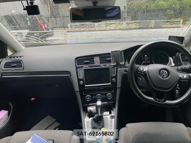 VolksWagen GOLF VARIANT 2014-02 8746860-11