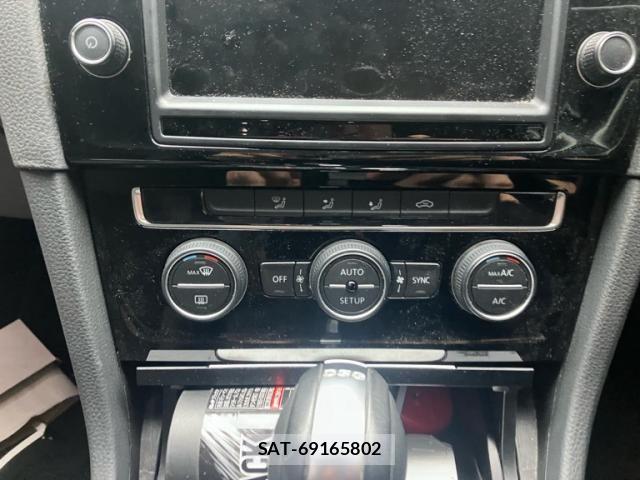 VolksWagen GOLF VARIANT 2014-02 8746860-21