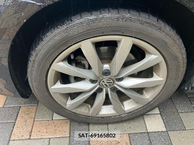 VolksWagen GOLF VARIANT 2014-02 8746860-7