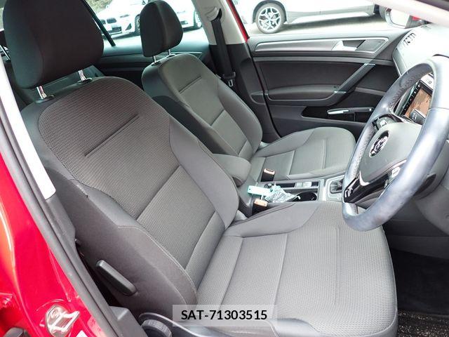 VolksWagen GOLF VARIANT 2019-12 8746856-19