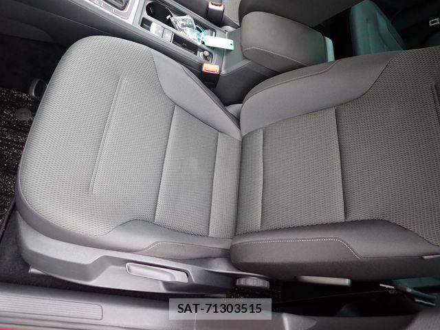 VolksWagen GOLF VARIANT 2019-12 8746856-22