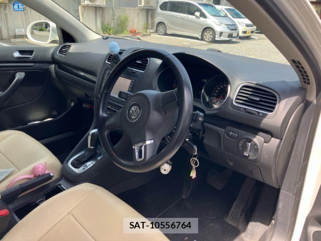 VolksWagen GOLF VARIANT 2011-09 8746862-10