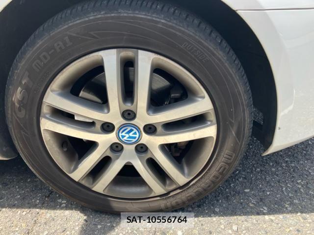 VolksWagen GOLF VARIANT 2011-09 8746862-7
