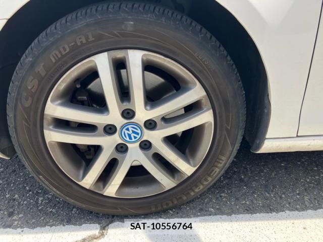 VolksWagen GOLF VARIANT 2011-09 8746862-8