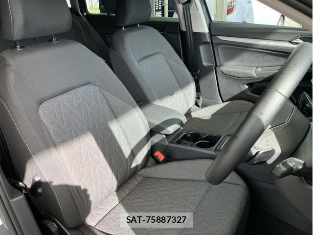 VolksWagen GOLF VARIANT 2025-10 8746855-5