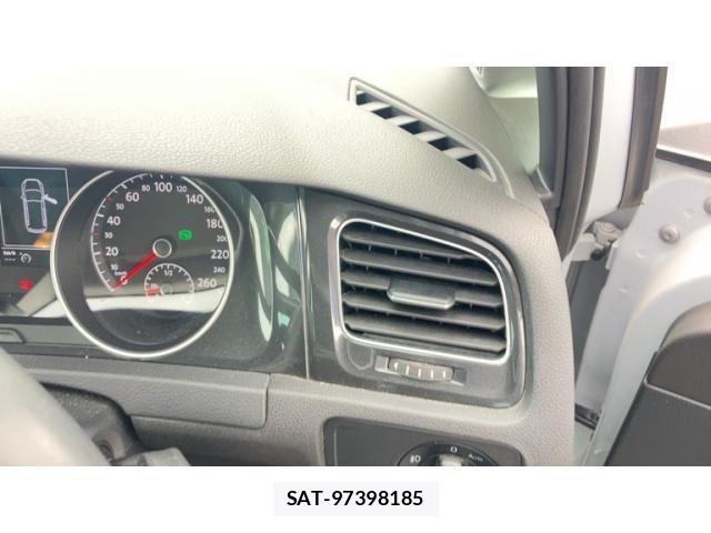 VolksWagen GOLF VARIANT 2018-09 8746859-13