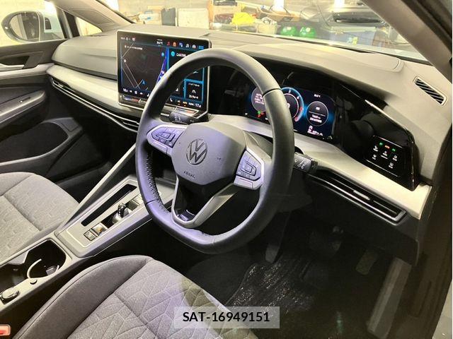 VolksWagen GOLF VARIANT 2025-12 8782621-1