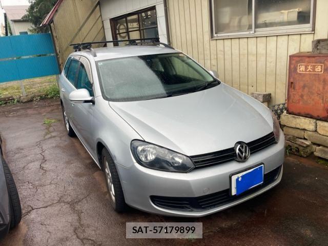 VolksWagen GOLF VARIANT 2012-08 8782631-1